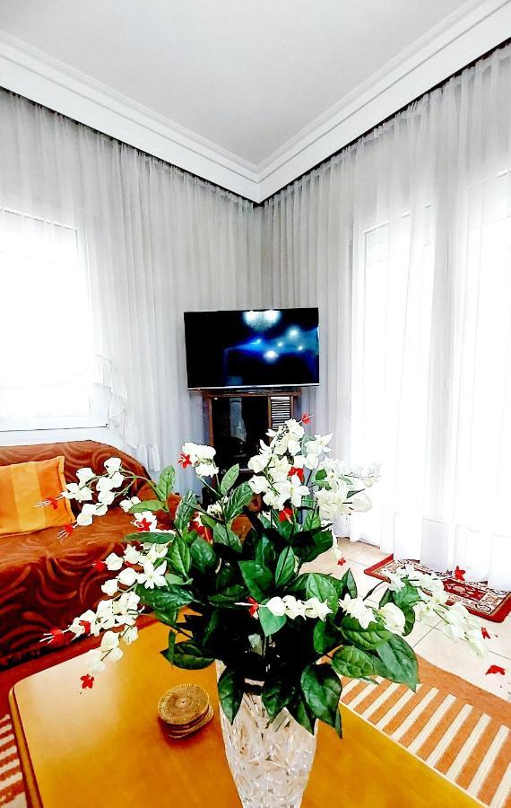 "Home Sweet Home" 3 Bedrooms Big House 110M Free Indoor Parking! Soluň Exteriér fotografie