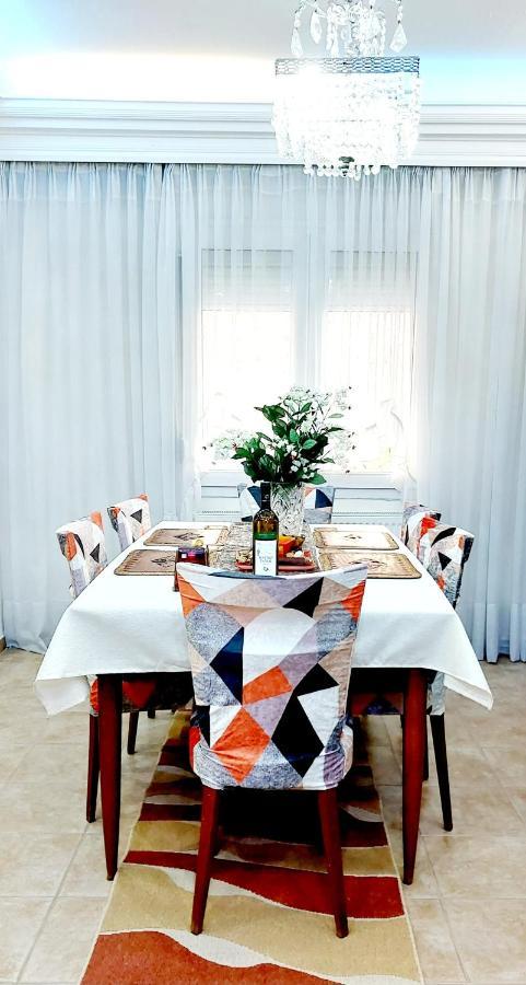 "Home Sweet Home" 3 Bedrooms Big House 110M Free Indoor Parking! Soluň Exteriér fotografie